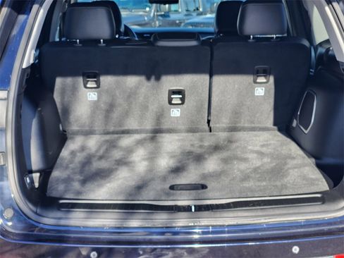 Used 2023 Jeep Grand Cherokee Limited w/ Luxury Tech Group II image 21