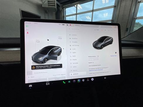 Used 2022 Tesla Model 3 Long Range AWD/4WD image 15