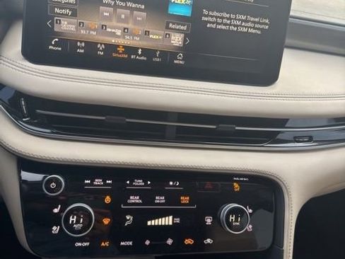 Used 2023 INFINITI QX60 Luxe w/ Cargo Package image 10