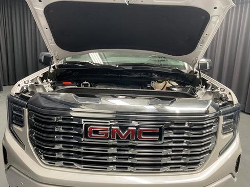 Used 2023 GMC Sierra 1500 Denali w/ Denali Reserve Package image 16