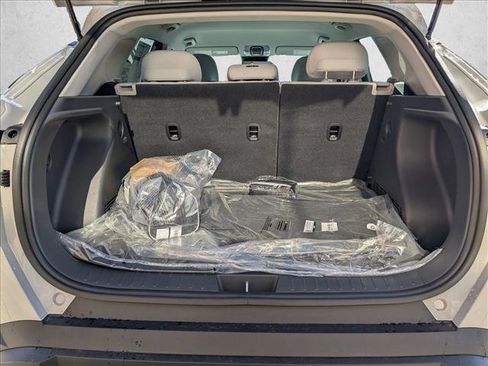 New 2026 Hyundai Kona SE image 19