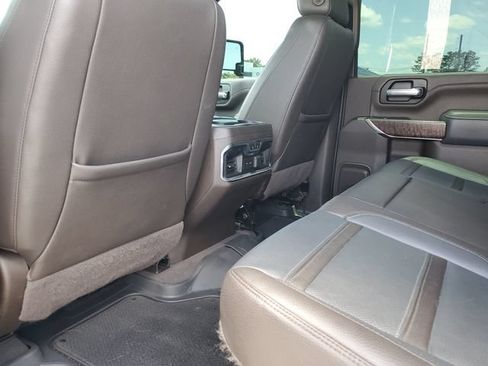 Used 2021 GMC Sierra 2500 Denali w/ Denali Black Diamond Edition AWD/4WD image 23