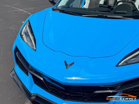 Used 2024 Chevrolet Corvette Z06 RWD image 4