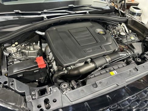 Used 2019 Land Rover Range Rover Velar R-Dynamic SE AWD/4WD image 7