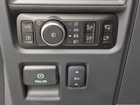 New 2025 Ford F150 Platinum w/ Equipment Group 702A High image 22