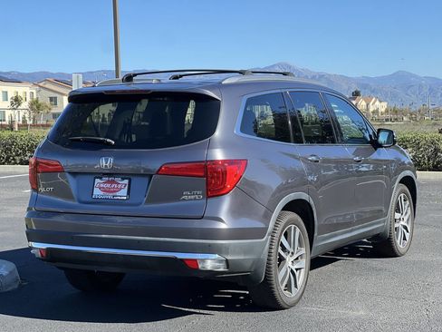 Used 2016 Honda Pilot Elite image 4