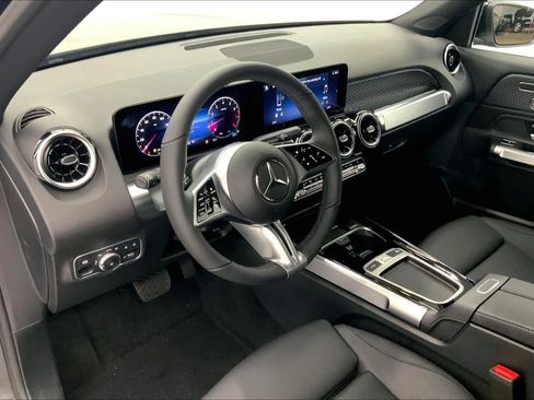 Used 2026 Mercedes-Benz GLB 250 image 20