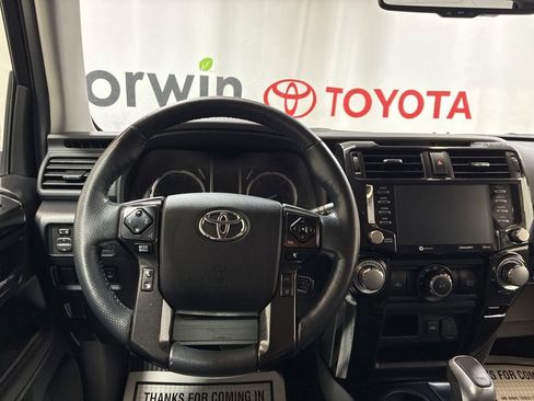 Used 2024 Toyota 4Runner TRD Off-Road Premium AWD/4WD image 21
