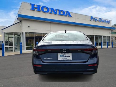 Used 2025 Honda Accord SE image 5