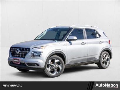 Used 2025 Hyundai Venue SEL