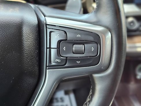 Used 2024 Chevrolet Silverado 1500 LT Trail Boss w/ LPO, Dark Essentials Package AWD/4WD image 16