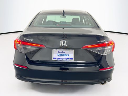 Used 2023 Honda Civic Sport image 6