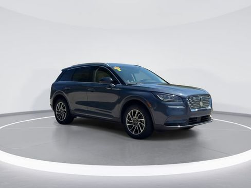 Used 2022 Lincoln Corsair FWD w/ Equipment Group 101A image 2