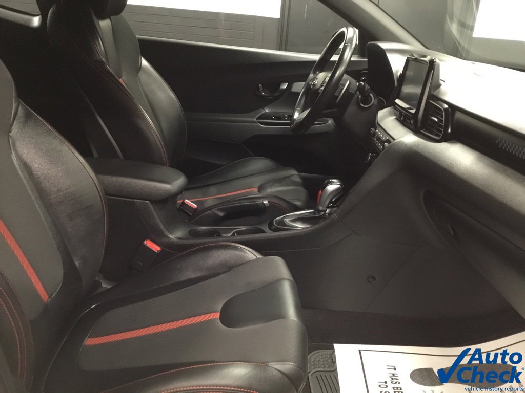 Used 2021 Hyundai Veloster Turbo FWD image 26