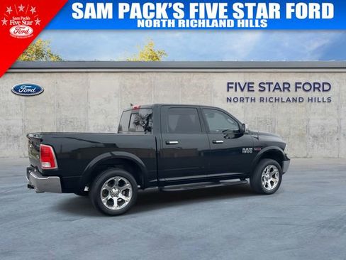 Used 2016 RAM 1500 Laramie w/ Convenience Group image 9