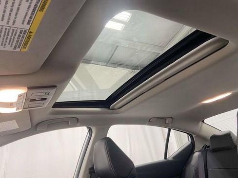 Used 2024 Nissan Altima 2.5 SL image 19