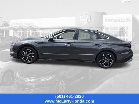 Used 2025 Hyundai Sonata SEL FWD image 2