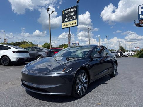 Used 2025 Tesla Model 3 Long Range AWD/4WD image 1