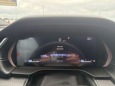 Used 2023 Jeep Grand Cherokee L Laredo image 23