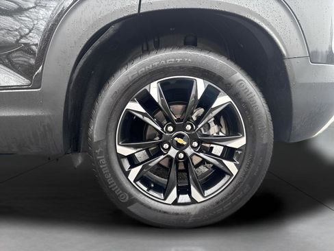 Used 2023 Chevrolet TrailBlazer LT w/ Convenience Package image 8