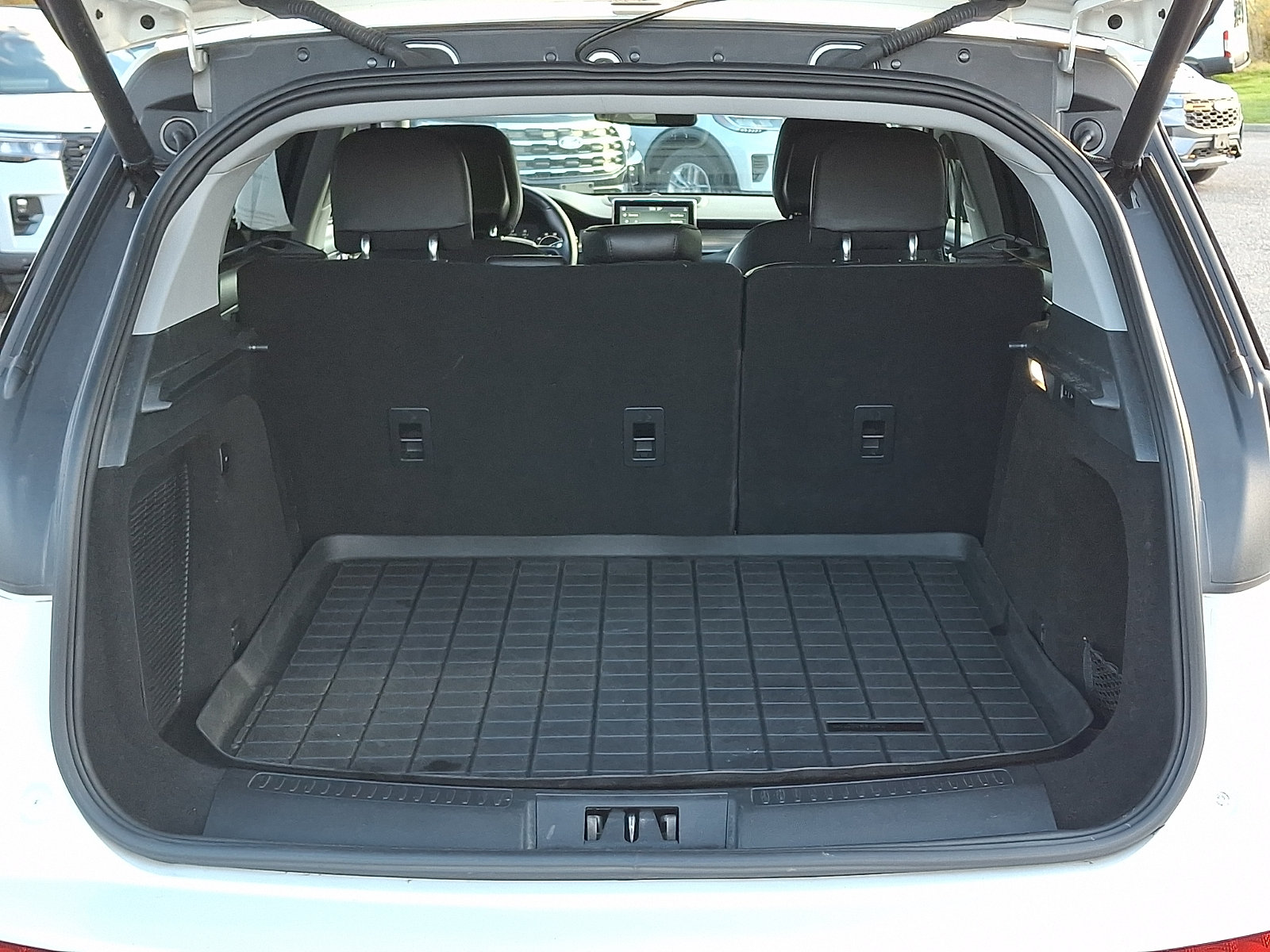 Used 2020 Lincoln Corsair AWD image 30