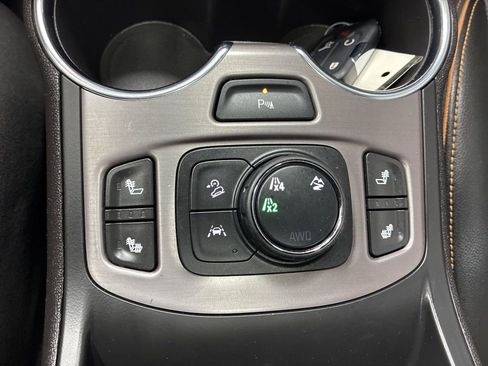 Certified 2023 GMC Terrain AT4 w/ Infotainment Package II image 23