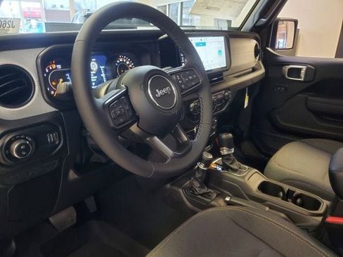 New 2026 Jeep Gladiator Sport AWD/4WD image 11
