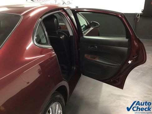 Used 2007 Buick LaCrosse CXL w/ Driver Confidence Package FWD image 30