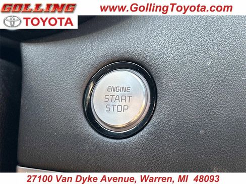 Used 2021 Kia Stinger GT2 image 28