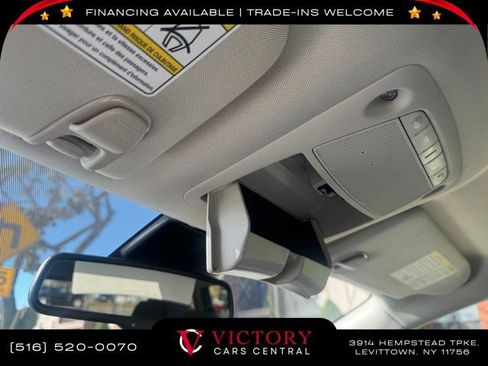 Used 2023 Nissan Murano SV image 37