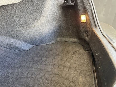 Used 2019 Chrysler 300 Limited image 58