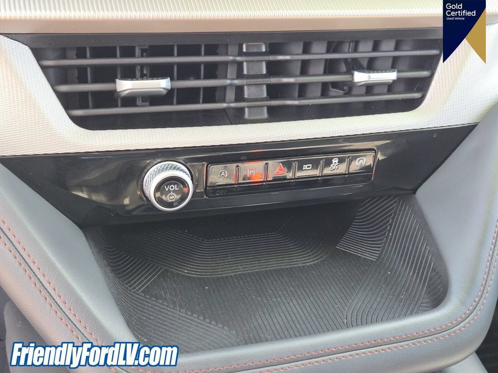 Certified 2025 Ford Explorer Active RWD image 25