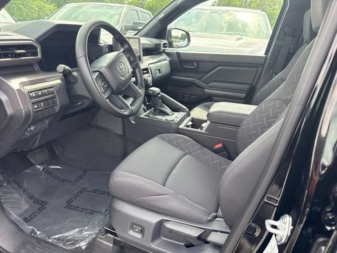 Used 2026 Toyota Tacoma SR5 RWD image 3