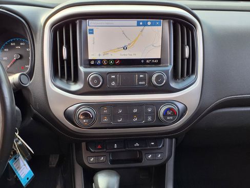Used 2022 GMC Canyon Elevation w/ Elevation Premium Package AWD/4WD image 11