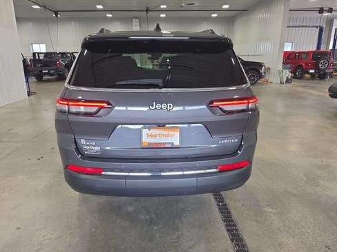 Used 2025 Jeep Grand Cherokee L Limited w/ Trailer Tow Package AWD/4WD image 7