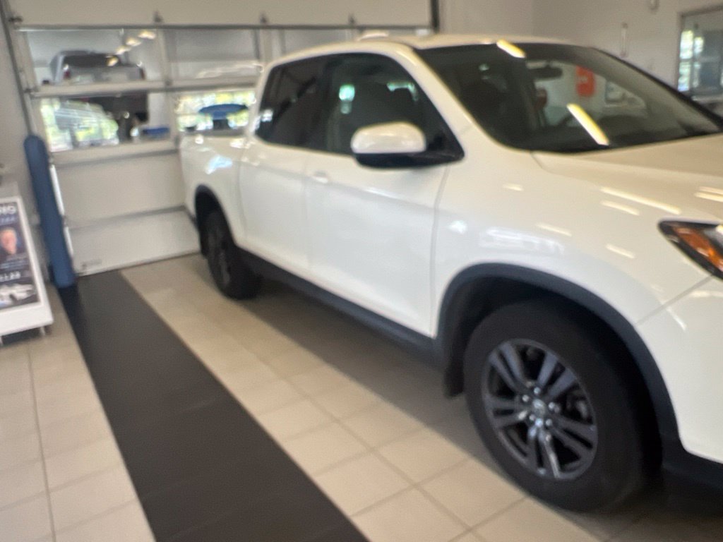 Used 2019 Honda Ridgeline Sport image 2