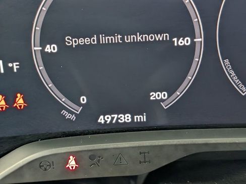 Used 2021 Porsche Taycan Base image 17