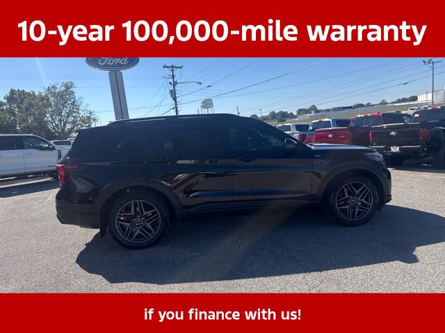 Used 2025 Ford Explorer ST-Line w/ Premium Package RWD image 13