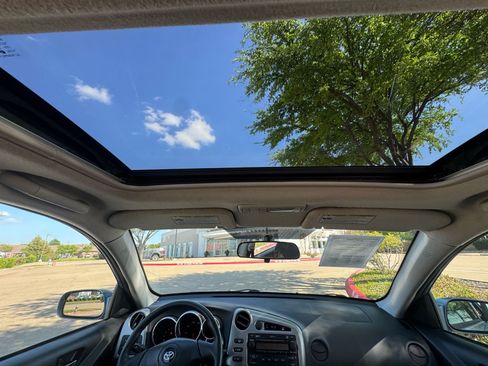 Used 2007 Toyota Matrix XR image 18