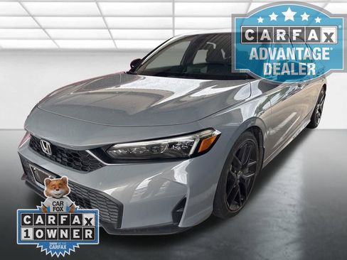 Used 2025 Honda Civic Sport image 3