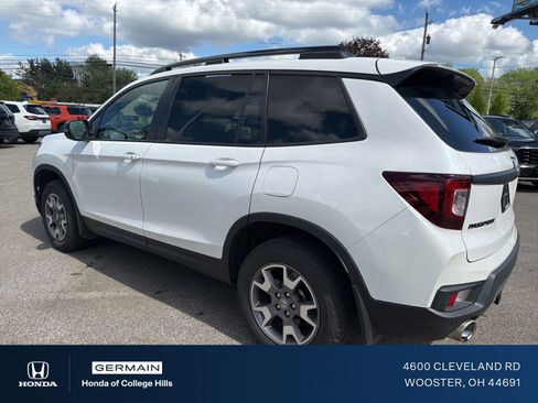 Used 2023 Honda Passport TrailSport image 9