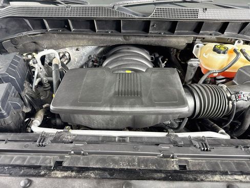 Used 2022 Chevrolet Silverado 1500 RST AWD/4WD image 31