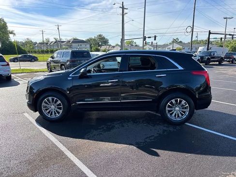 Used 2018 Cadillac XT5 Luxury AWD/4WD image 3