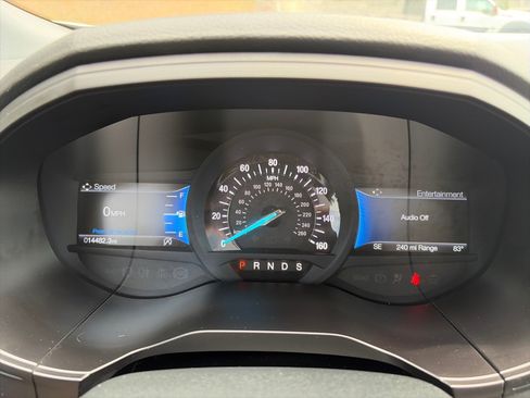 Used 2024 Ford Edge ST-Line w/ Class II Trailer Tow Package AWD/4WD image 16