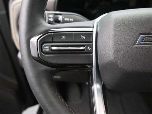 Used 2023 Chevrolet Colorado ZR2 w/ ZR2 Convenience Package III image 31