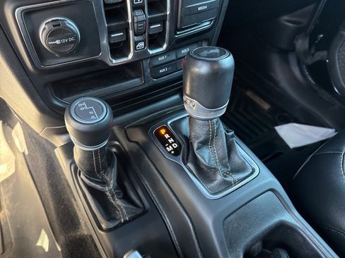 Used 2021 Jeep Wrangler Unlimited Sahara image 29