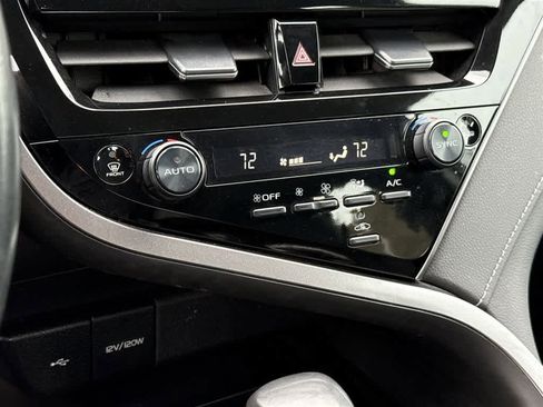 Used 2023 Toyota Camry SE FWD image 22