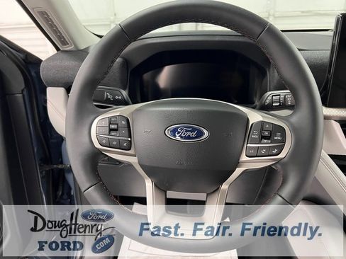 New 2026 Ford Explorer Active w/ Active Comfort Package image 17