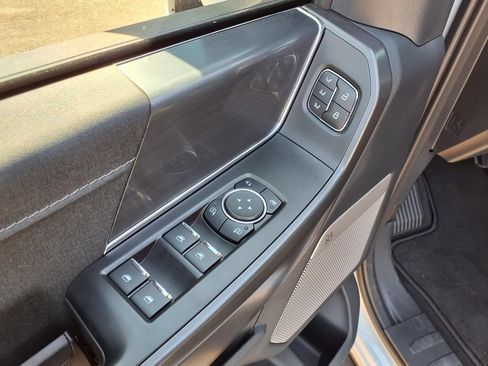 Used 2025 Ford F150 Lariat w/ Equipment Group 501A Mid AWD/4WD image 24