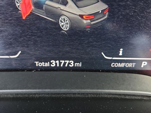 Certified 2023 BMW 530i 530i w/ M Sport Package image 31